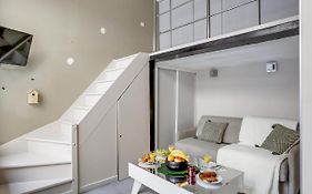 Joli studio rempli de charme au coeur du Marais PC13